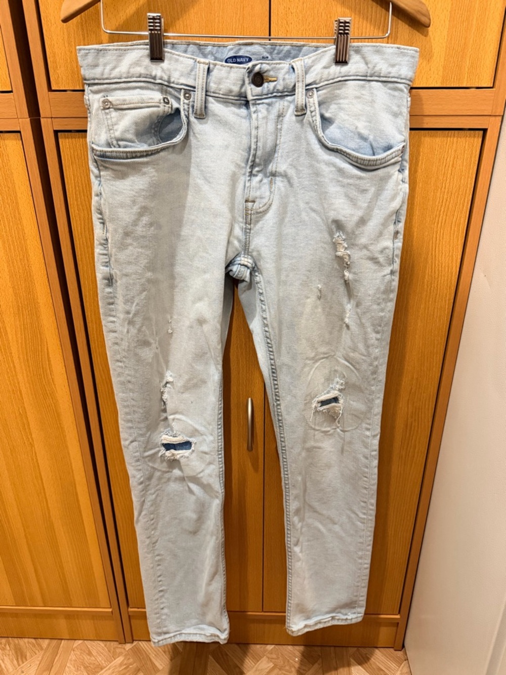 Old Navy Light Wash Ripped Men's Skinny Jeans